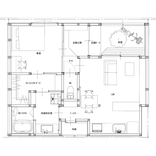 平面図
日々の動線を考慮して採用した回遊できるプラン。
動線が行き止まらないことで、実際よりも広く感じる。